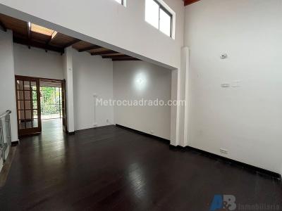 Casa de 3 alcobas en arriendo en Cumbres, Envigado, 160 m² · foto 7 de 20