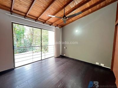 Casa de 3 alcobas en arriendo en Cumbres, Envigado, 160 m² · foto 9 de 20