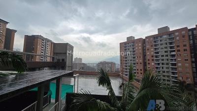Apartamento de 3 alcobas en venta en El Trianon, Envigado, 65 m² · foto 1 de 20