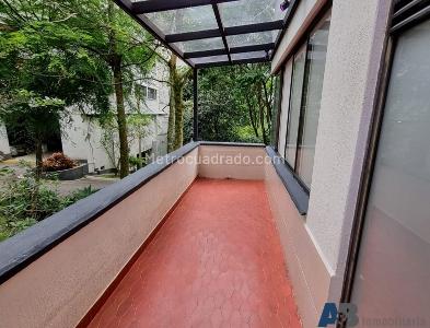 Apartamento de 4 alcobas en venta en El Poblado, Medellín, 156 m² · foto 5 de 18