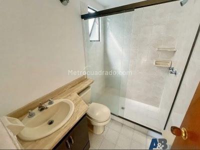Casa de 4 alcobas en arriendo en Tierra Prometida, Envigado, 200 m² · foto 10 de 20