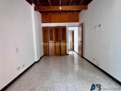 Casa de 4 alcobas en arriendo en Tierra Prometida, Envigado, 200 m² · foto 12 de 20