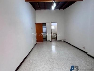 Casa de 4 alcobas en arriendo en Tierra Prometida, Envigado, 200 m² · foto 8 de 20