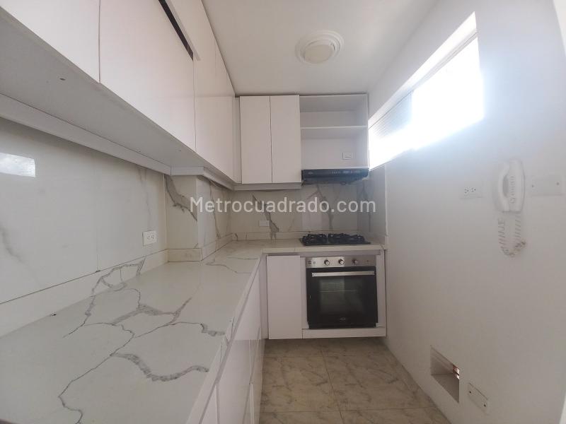 Spacious 4BR Apartment in Laureles - 2