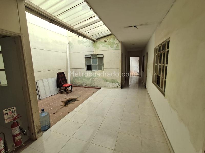 Casa de 1 Alcoba en Boston, Medellín - 3