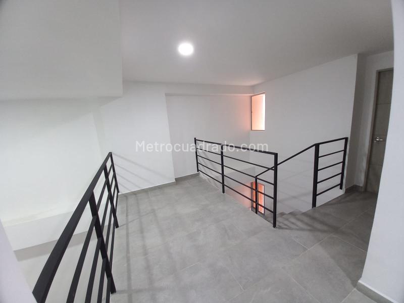 4BR Apartment for Rent in Bombona Nro 1 - 8