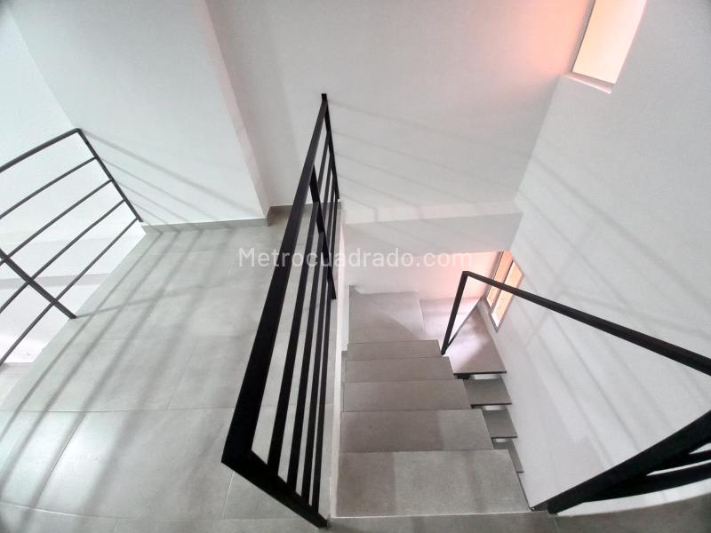 4BR Apartment for Rent in Bombona Nro 1 - 9