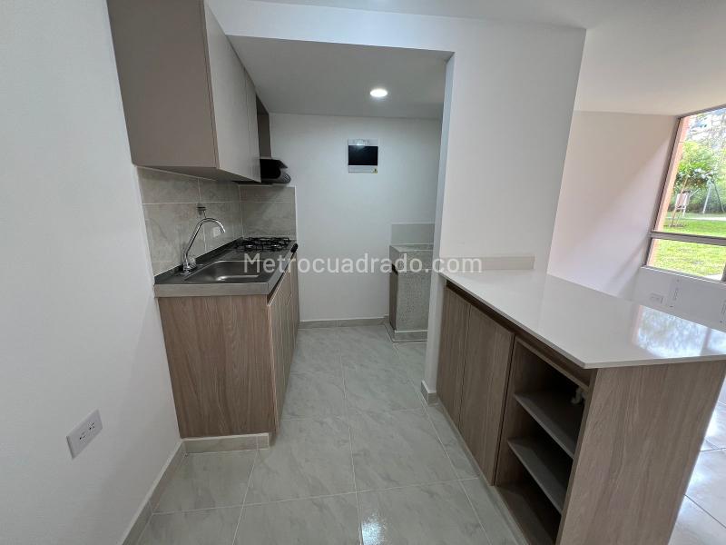 Apartamento Nuevo de 3 Alcobas en San Antonio de Prado - 3