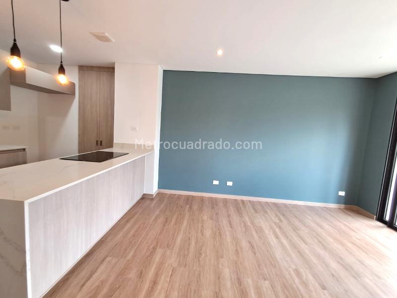 1BR Apartment in Sajonia (65 m²) - 2
