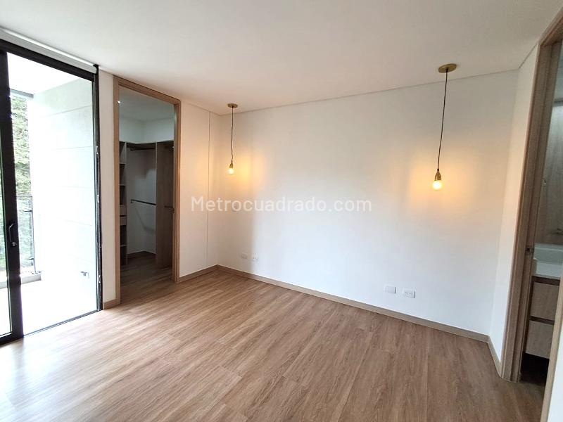 1BR Apartment in Sajonia (65 m²) - 4