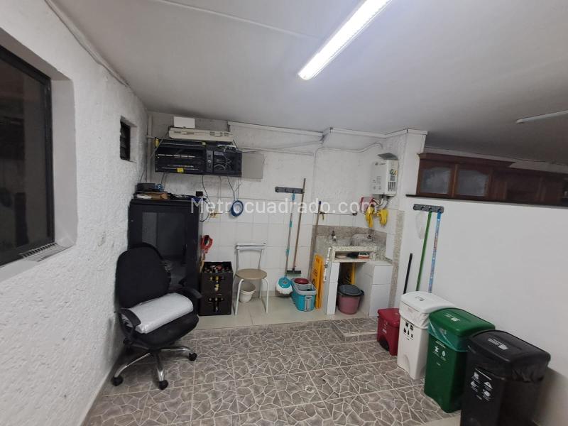 Charming 1BR House for Rent in Santa Teresita - 4