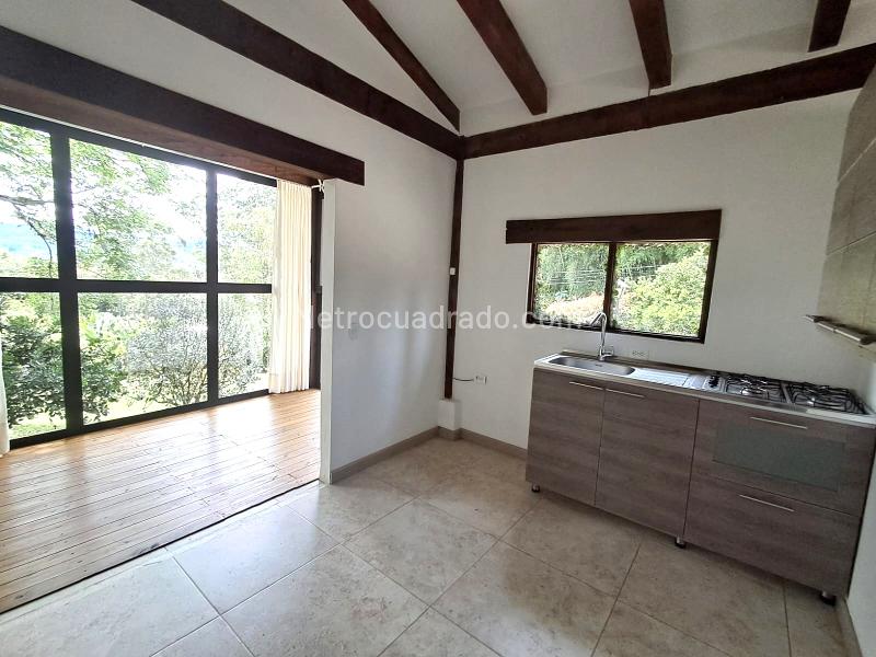 Charming 2BR Cabin for Rent in Llanogrande, Rionegro - 6