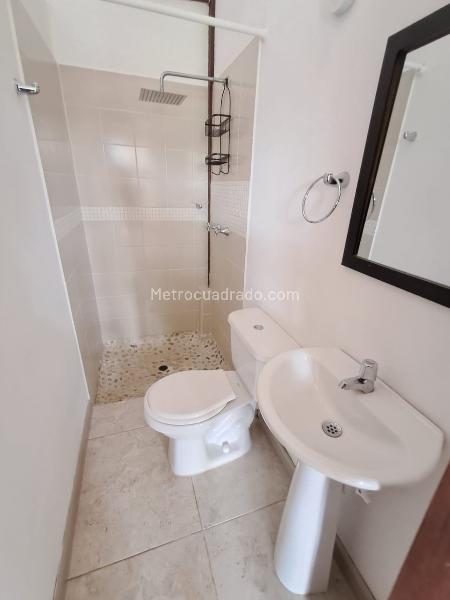 Charming 2BR Cabin for Rent in Llanogrande, Rionegro - 8