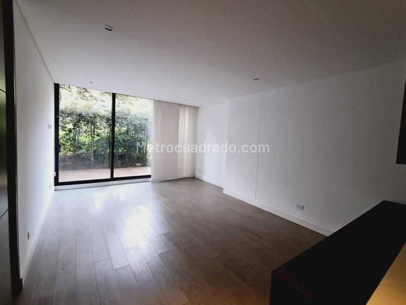 1BR Apartment in Retiro (80 m²) - 2