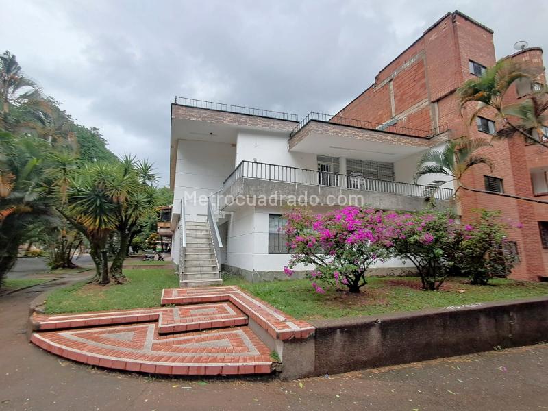 Casa en Arriendo de 3 Alcobas en El Velódromo