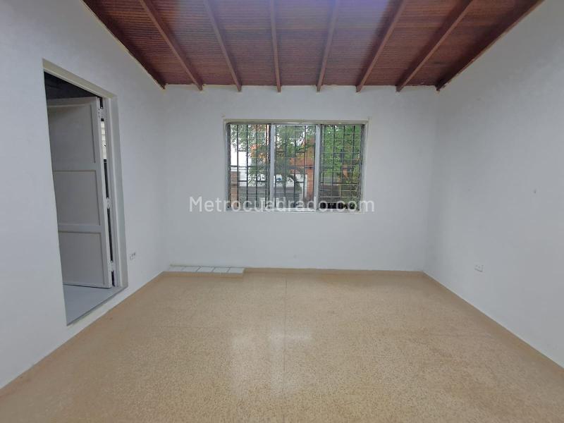 Casa en Arriendo de 3 Alcobas en El Velódromo - 9