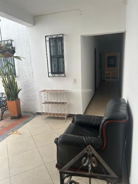 Casa Versátil de 4 Alcobas en Alquiler en La Candelaria - 7