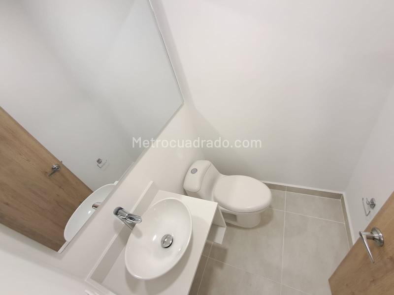 New 2BR Apartment for Rent in Ciudad Del Rio - 7