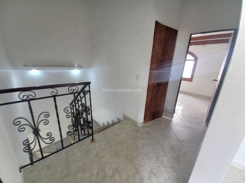 4BR House for Rent in Guayabal - 5