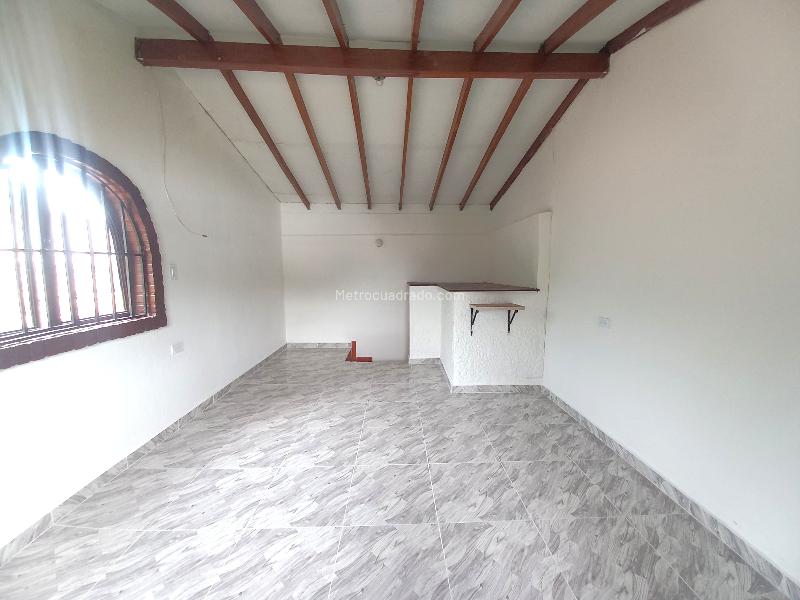 4BR House for Rent in Guayabal - 6