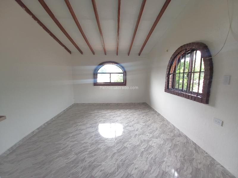 4BR House for Rent in Guayabal - 7
