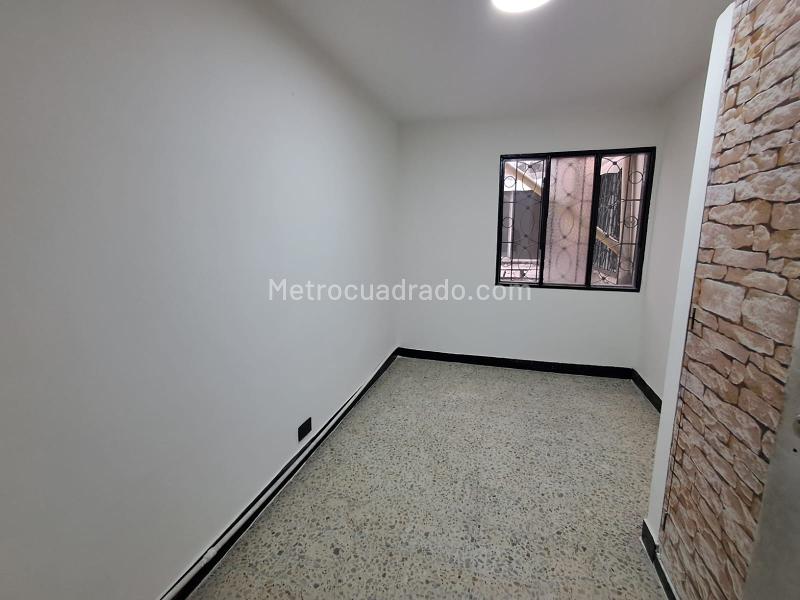 Apartamento Funcional de 3 Alcobas en López de Mesa - 9