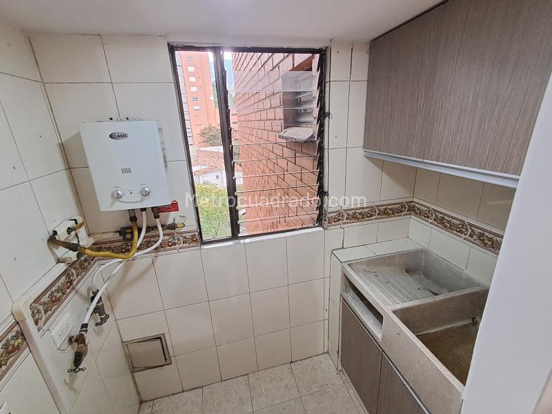 Well-Designed 2BR Apartment in Santa Maria De Los Angeles - 3