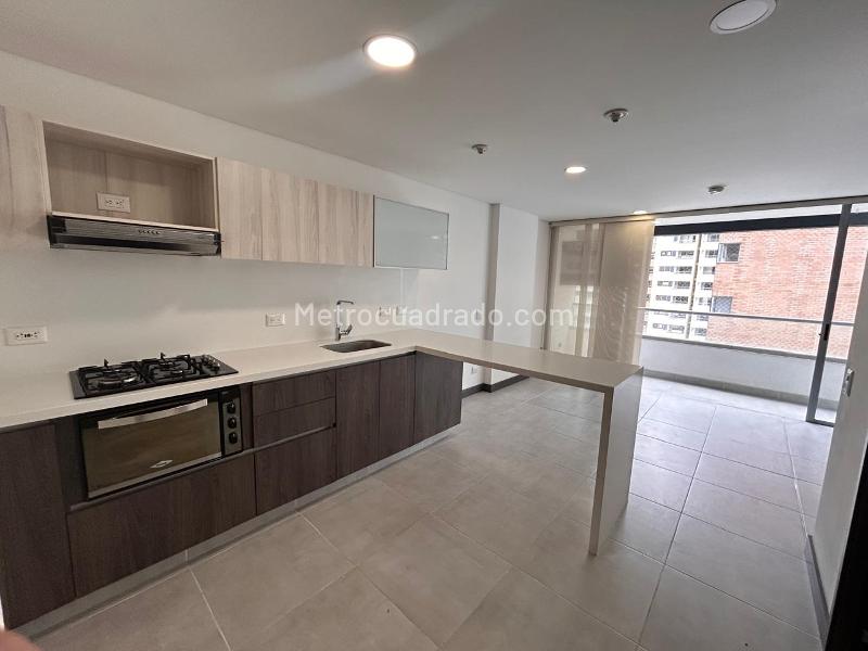 1BR Apartment for Rent in El Poblado (45 m²) - 2