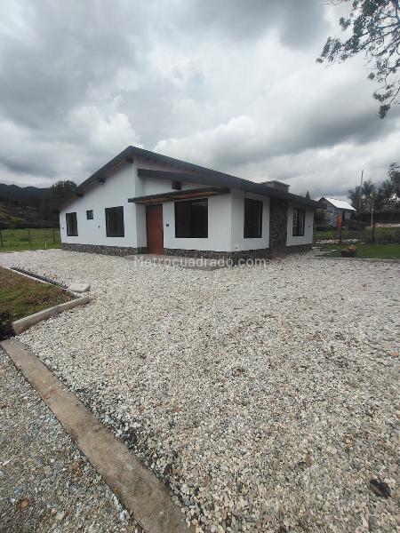 3BR House in El Tablazo (120 m²)