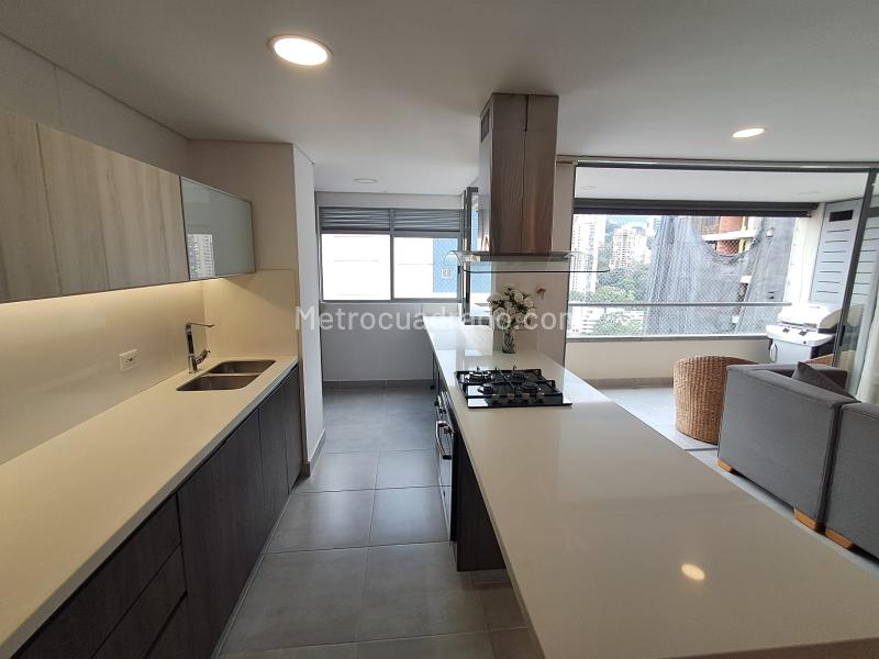 Apartamento Amoblado de 1 Alcoba con 3 Baños en Ciudad del Río - 6