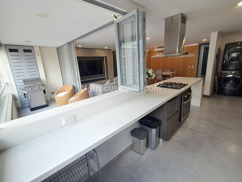 Apartamento Amoblado de 1 Alcoba con 3 Baños en Ciudad del Río - 7