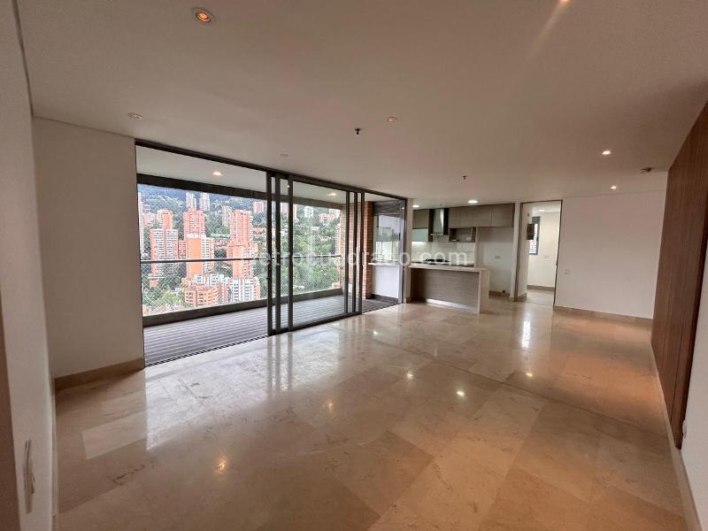 3BR Apartment for Rent in Provenza, Medellín (172 m²)