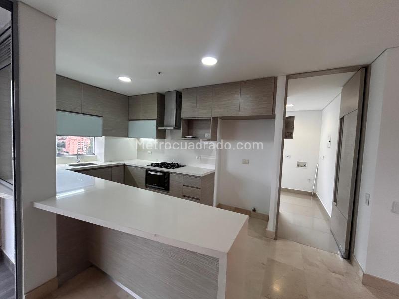 3BR Apartment for Rent in Provenza, Medellín (172 m²) - 8