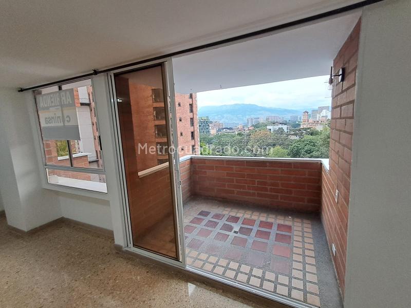 Remodeled 3BR Apartment with Great Views in El Poblado - 6