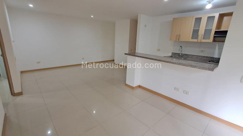 Apartamento en Arriendo de 3 Alcobas en Las Palmas, Medellín - 5