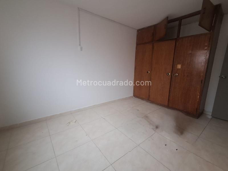 2BR House in Boston - 4