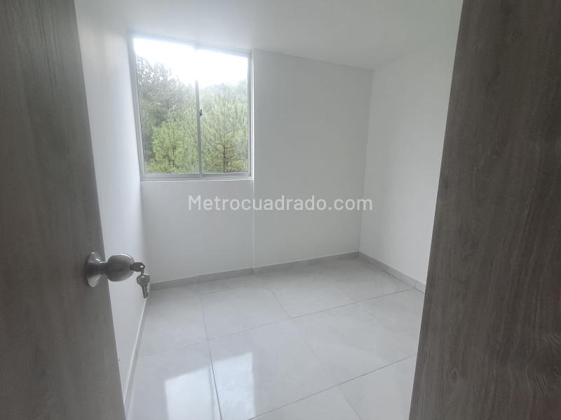 2BR Apartment in Bucaros (50 m²) - 4