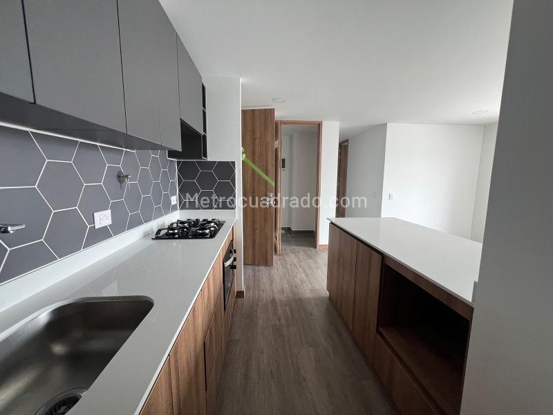 Apartamento nuevo en arriendo de 3 habitaciones en Primavera, Envigado