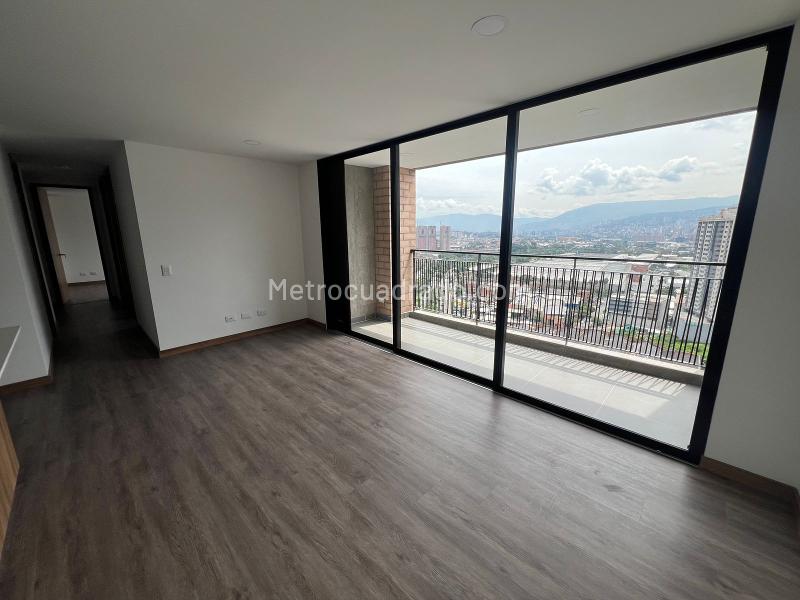 Apartamento nuevo en arriendo de 3 habitaciones en Primavera, Envigado - 4