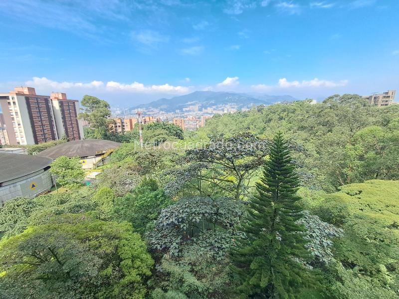 Apartamento Moderno de 2 Alcobas con Vista Espectacular en El Poblado - 8