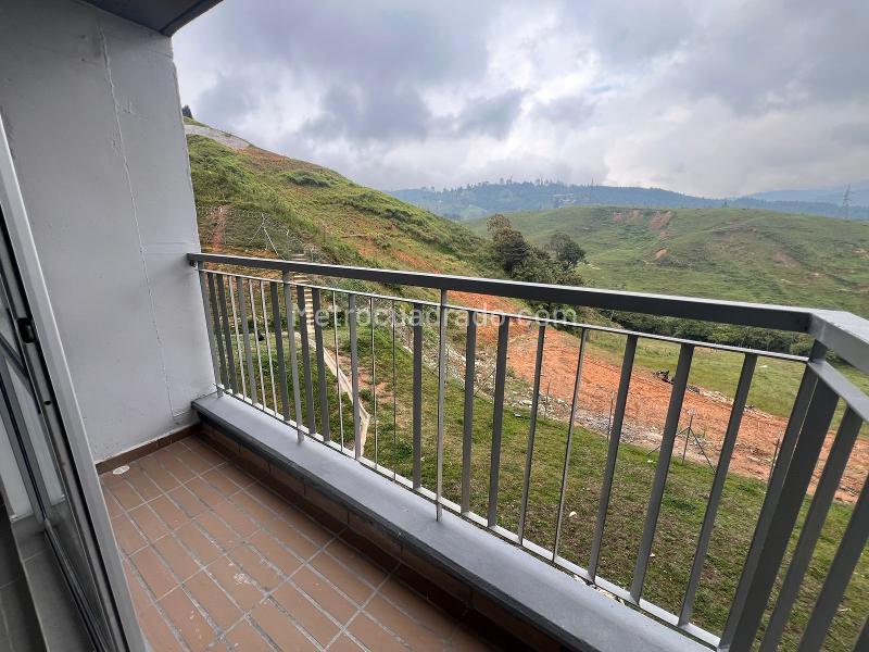 Apartamento nuevo de 2 alcobas con balcón en Primavera, Caldas - 5