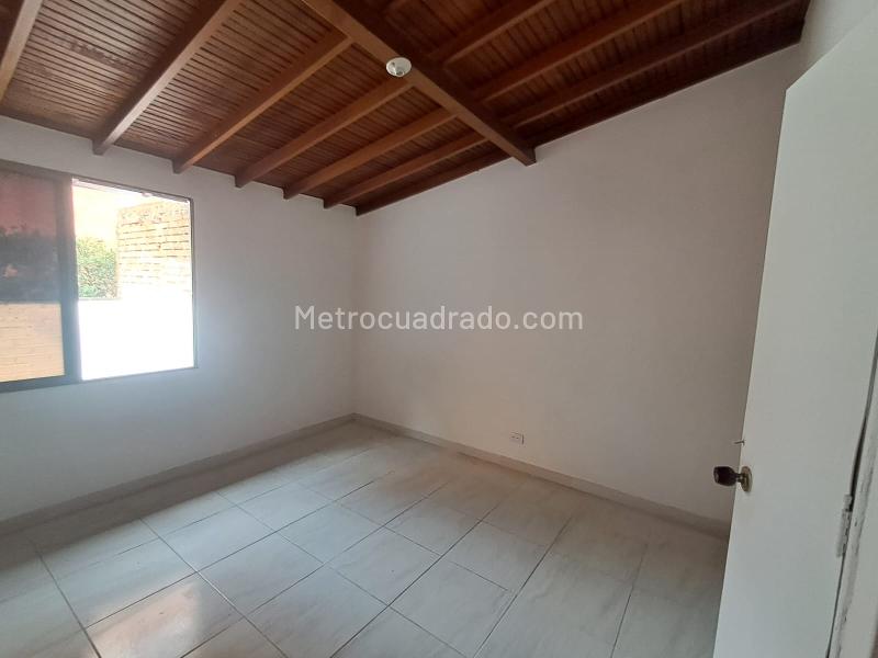4BR House for Rent in Prado Centro - 3