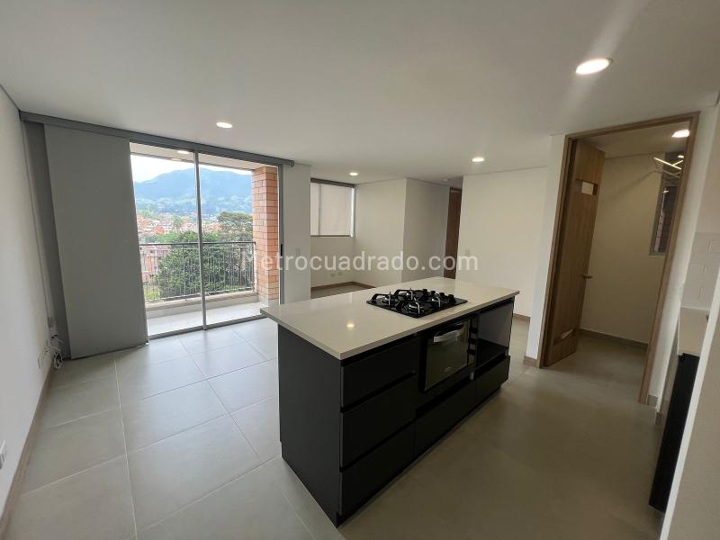 Beautiful 3BR Apartment for Rent in Ditaires (72 m²)
