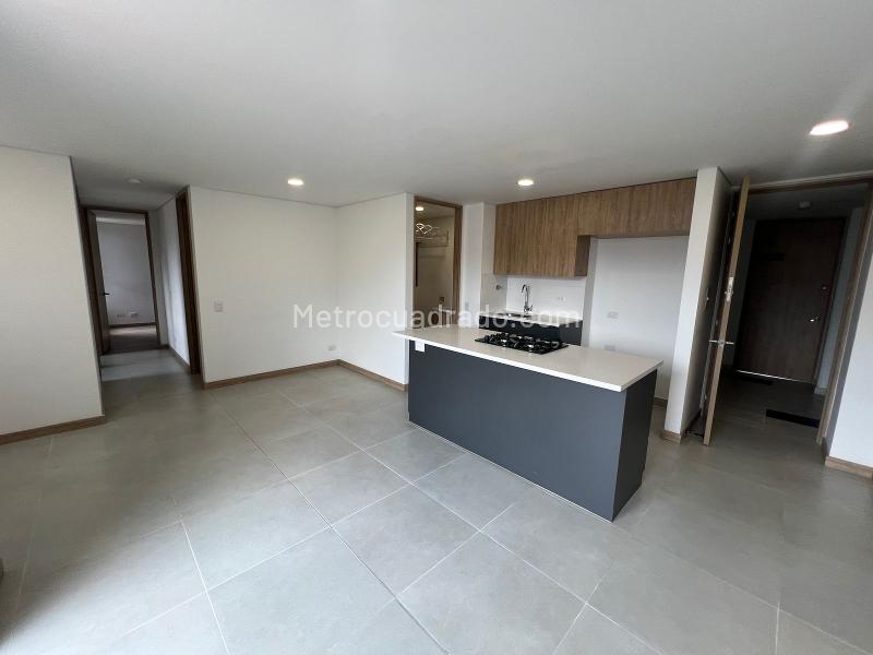 Apartamento en arriendo con acabados en Ditaires (72 m²) - 2