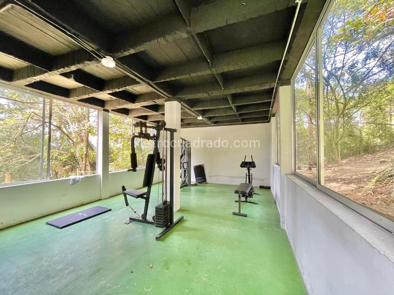 Apartamento Amoblado de 3 Alcobas en Arriendo en San Diego - 2