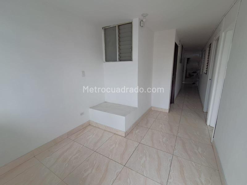 Apartamento en Arriendo de 4 Alcobas en Belén (85 m²) - 2