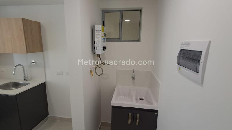 Apartamento Estudio con Estilo de 1 Alcoba en Ciudad del Río - 3