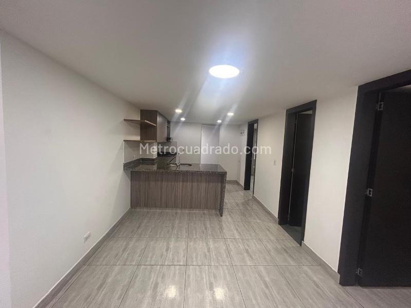 Apartamento Amplio de 2 Alcobas en Castilla