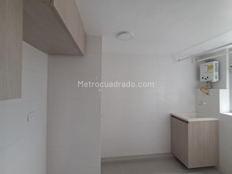 Apartamento en Arriendo, Bucaros, Bello - 5