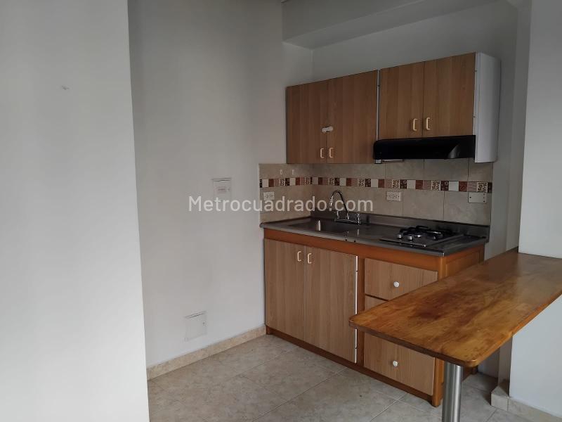 1BR Apartment in Laureles (38 m²) - 3